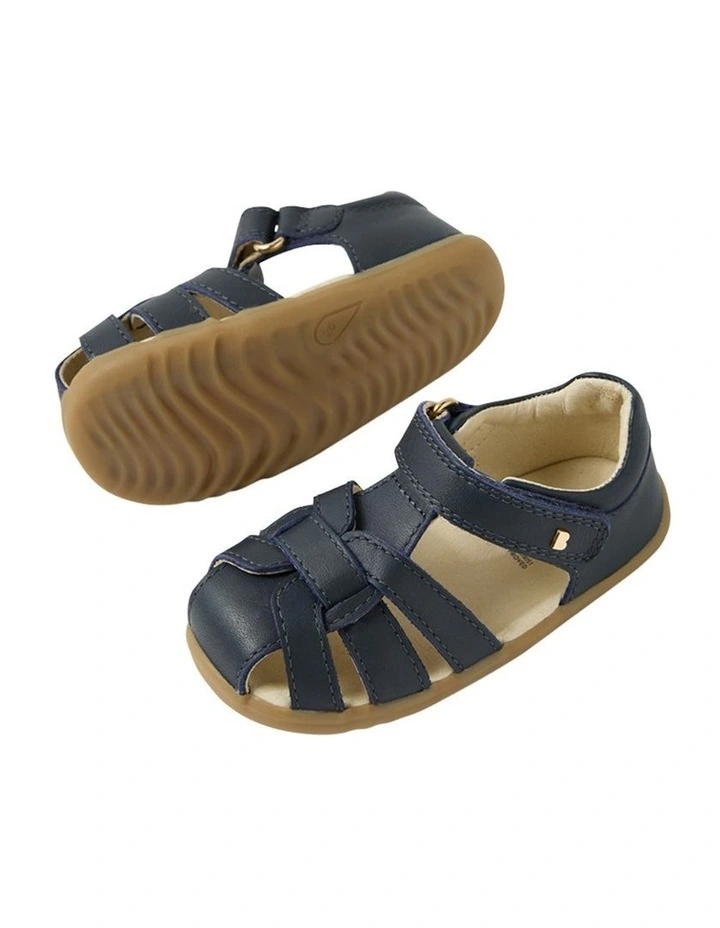 Step Up Skip Twist Sandals In Navy image 4