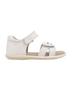 Gladis Sandals In White
