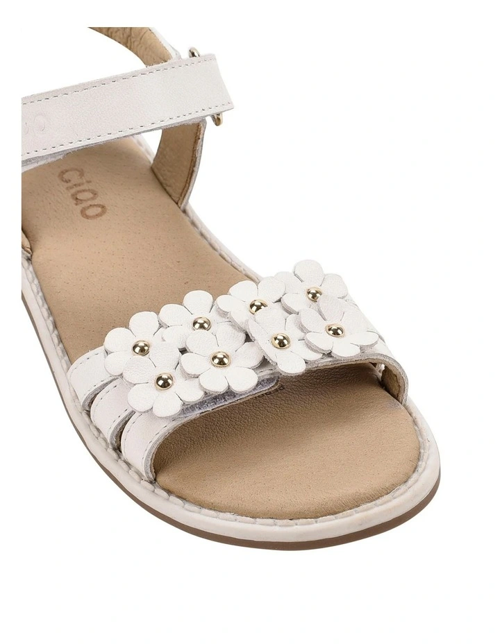 Perri Sandals In White image 4