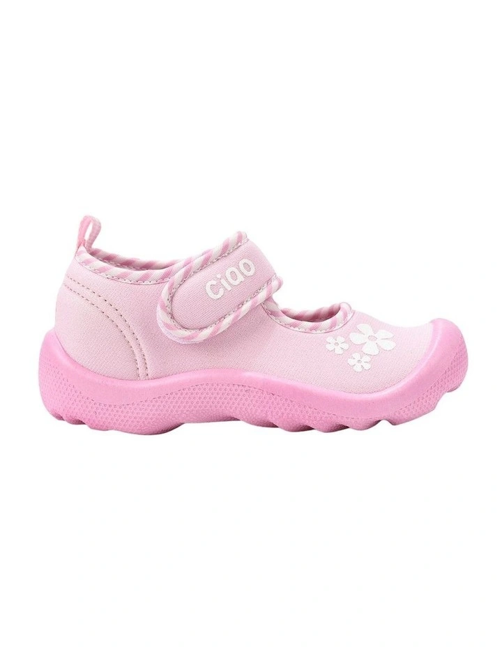 Petals Beach Sandals In Lt Pink image 1