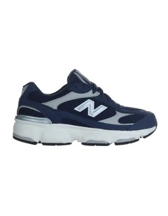 603 Grade School Sneakers in Navy