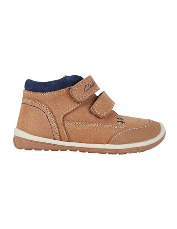 clarks stockists melbourne