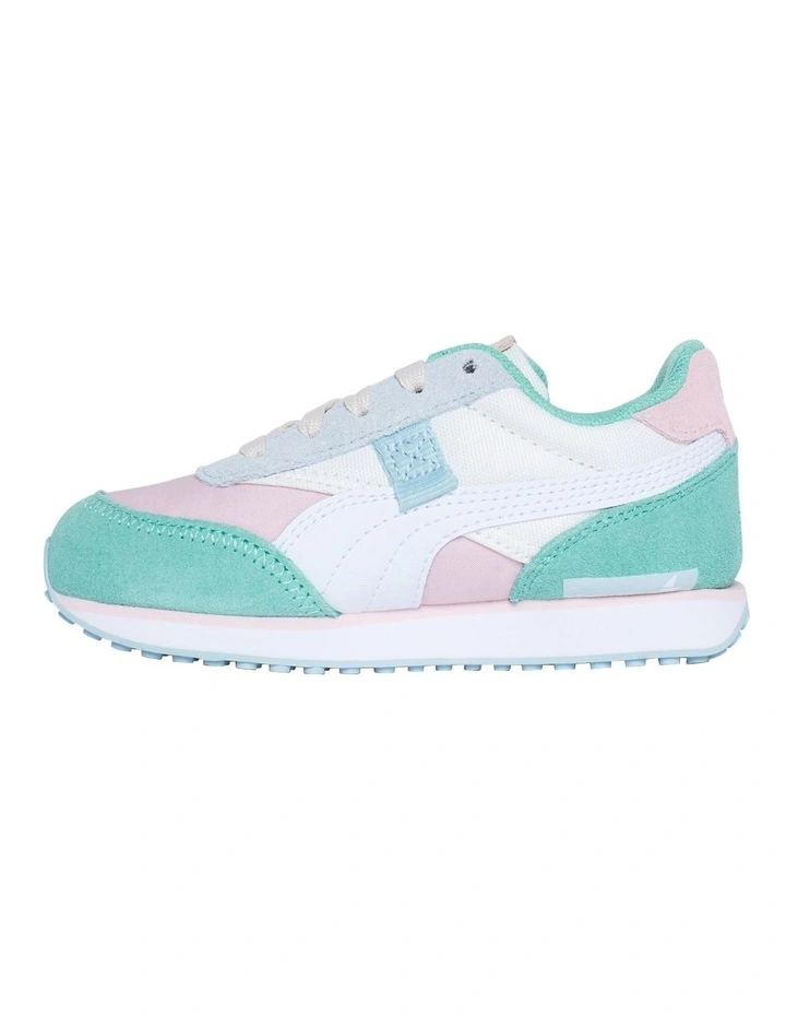 F Rider Animal Crossing Self-Fastening Infant Pink Sneakers image 2