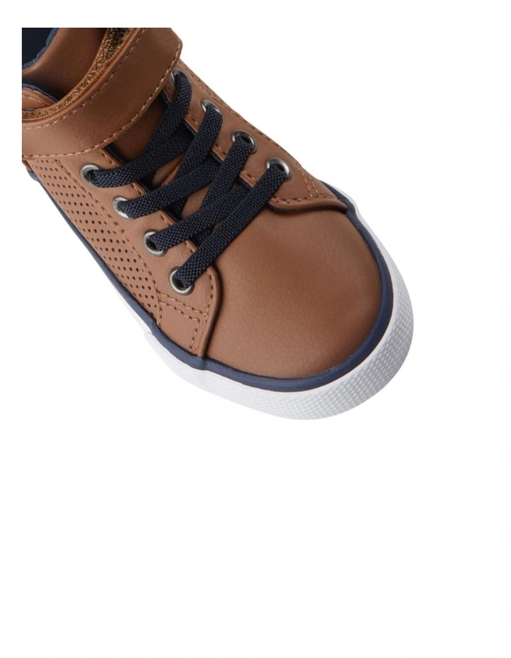 best tan sneakers