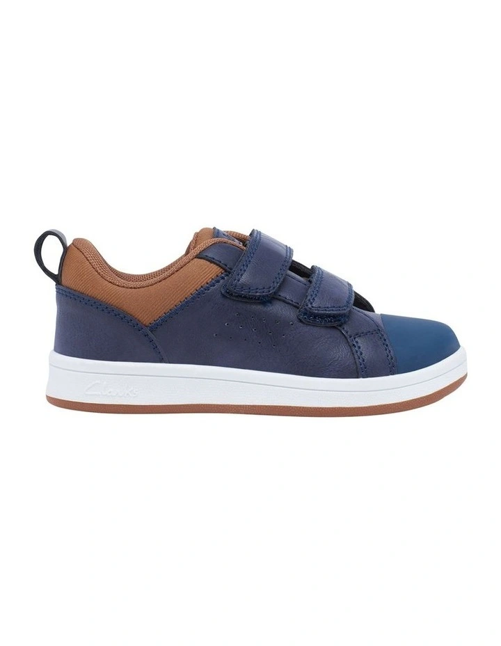 sneakers by clarks