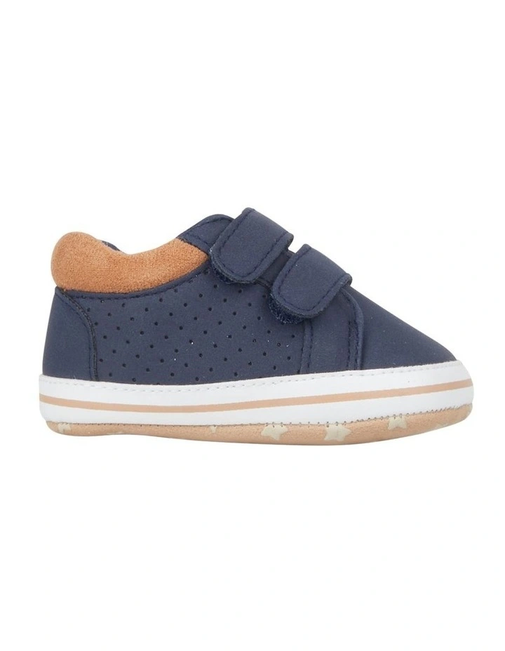 Karson Sneakers Navy Shoes image 1