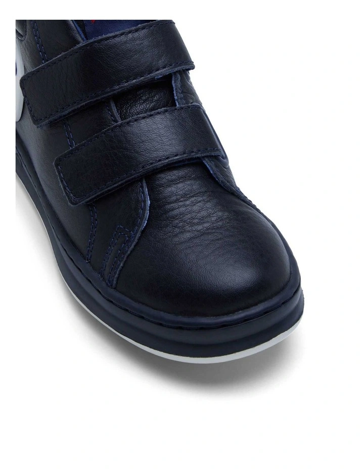 Runner Four Logo Youth Boots in Navy image 4