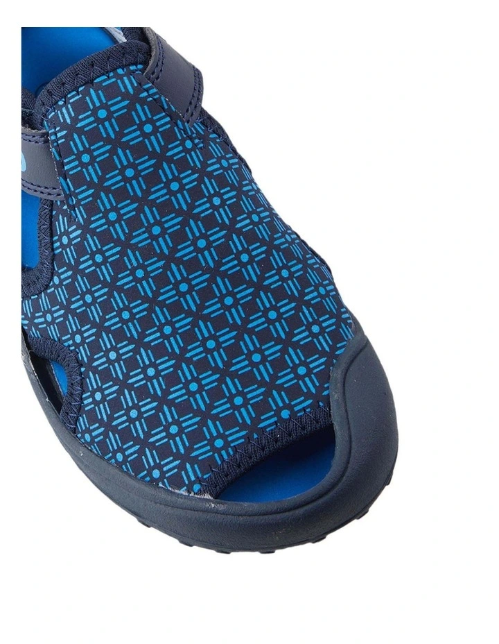 Beach Print Sandals in Navy image 4