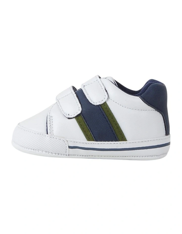 Karter Sneakers In White image 2