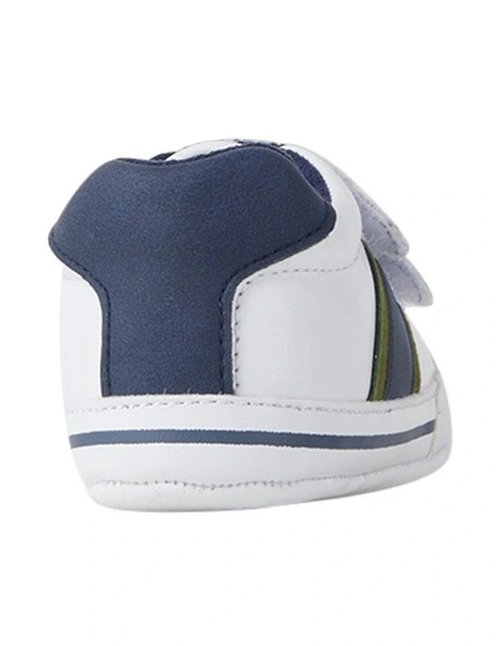 Karter Sneakers In White image 3