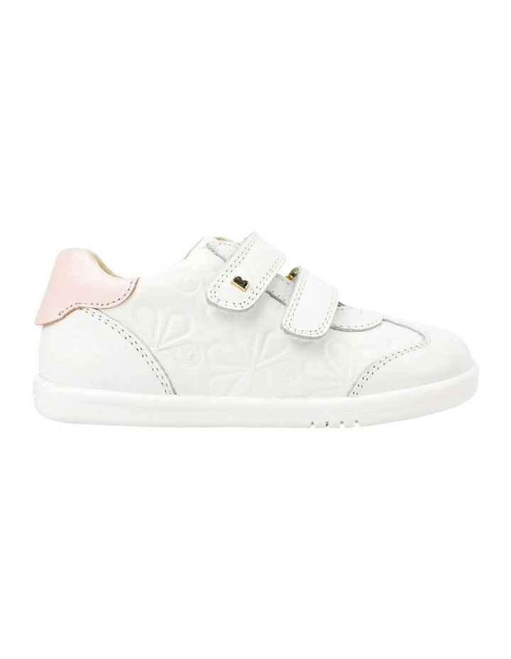 Iwalk Sprite Embossed Shoes in White image 1