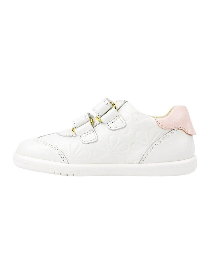 Iwalk Sprite Embossed Shoes in White image 2