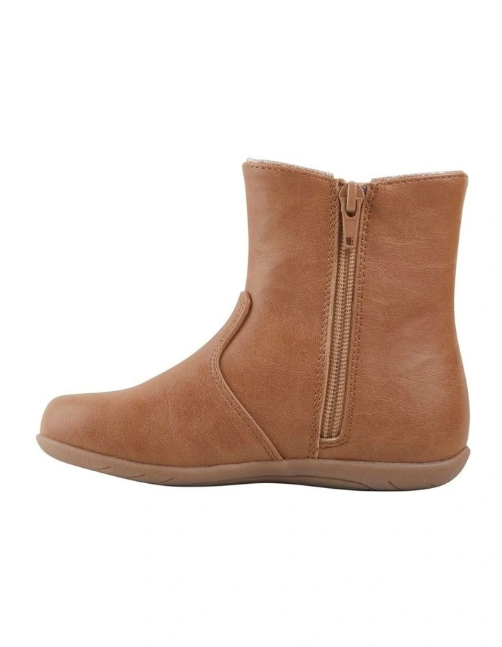 Eden Boots in Brown image 2