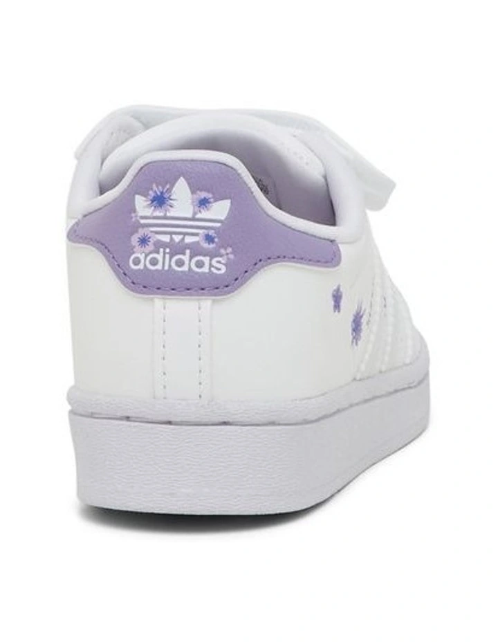 Superstar Flower Grade School Sneakers in White image 2