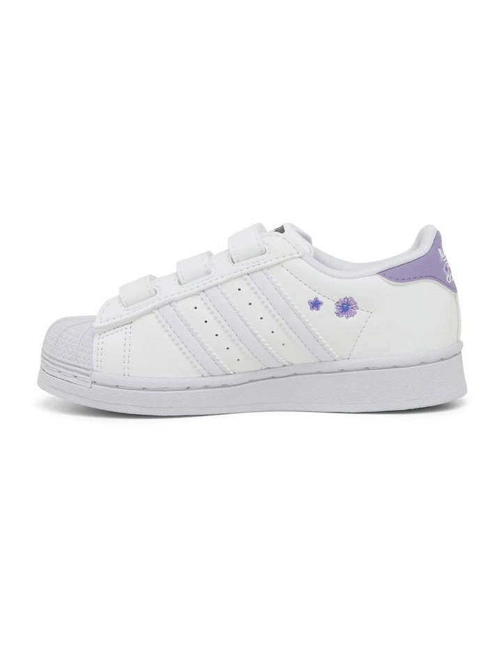 Superstar Flower Grade School Sneakers in White image 3