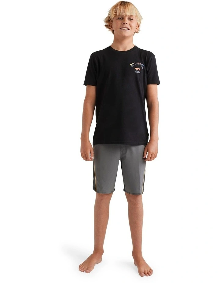 Arch Fade Short Sleeve T-Shirt in Black image 5