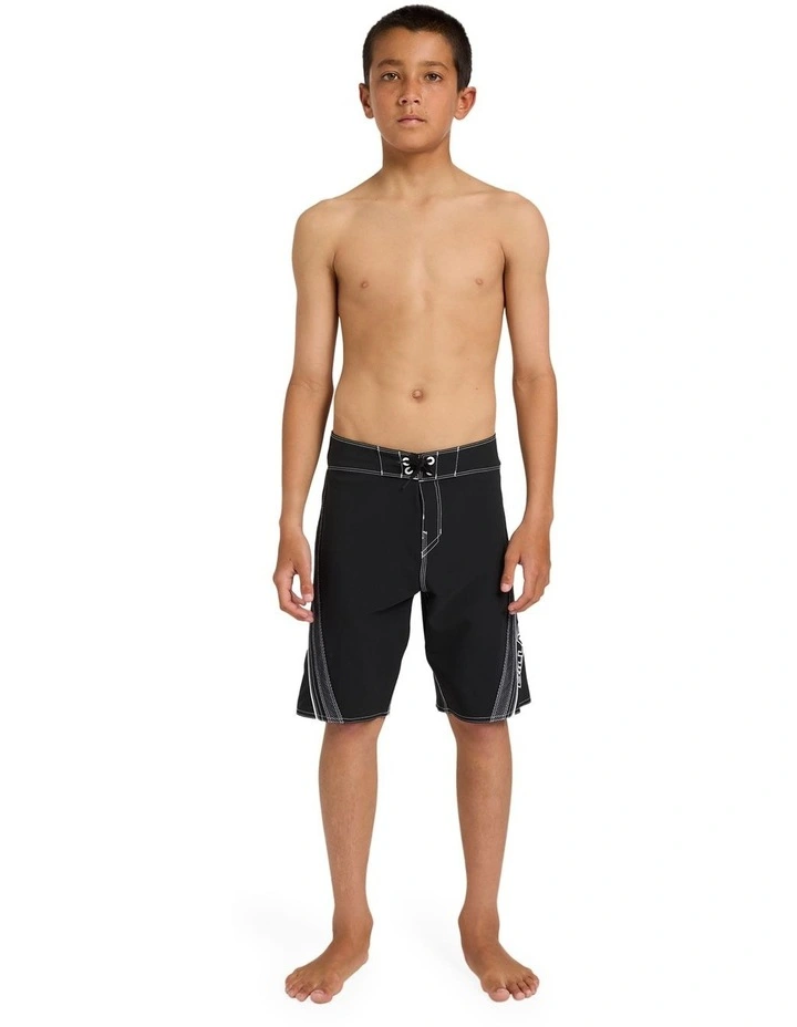 Fluid 2K 18 Boardshorts in Black image 4