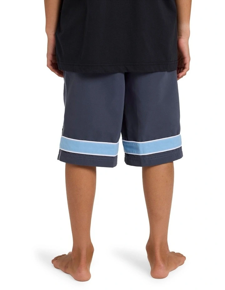 Throw On 18 Boardshorts in Vintage Indigo image 2