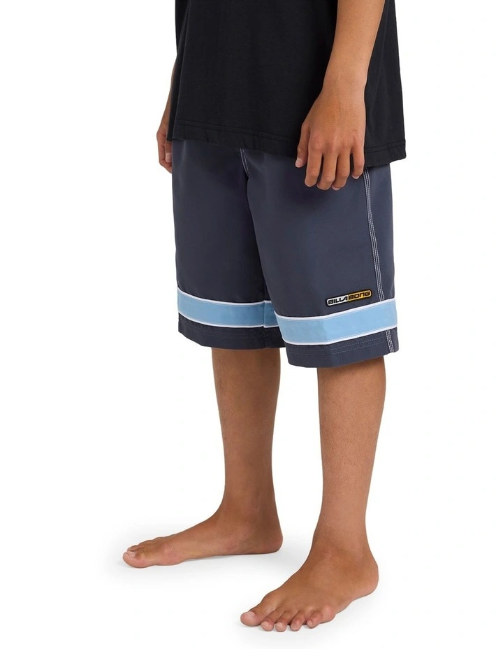 Throw On 18 Boardshorts in Vintage Indigo image 3