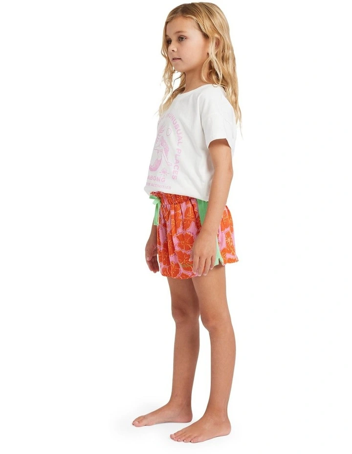 Happy Hibiscus Elastic Waist Shorts in Party Pink image 5