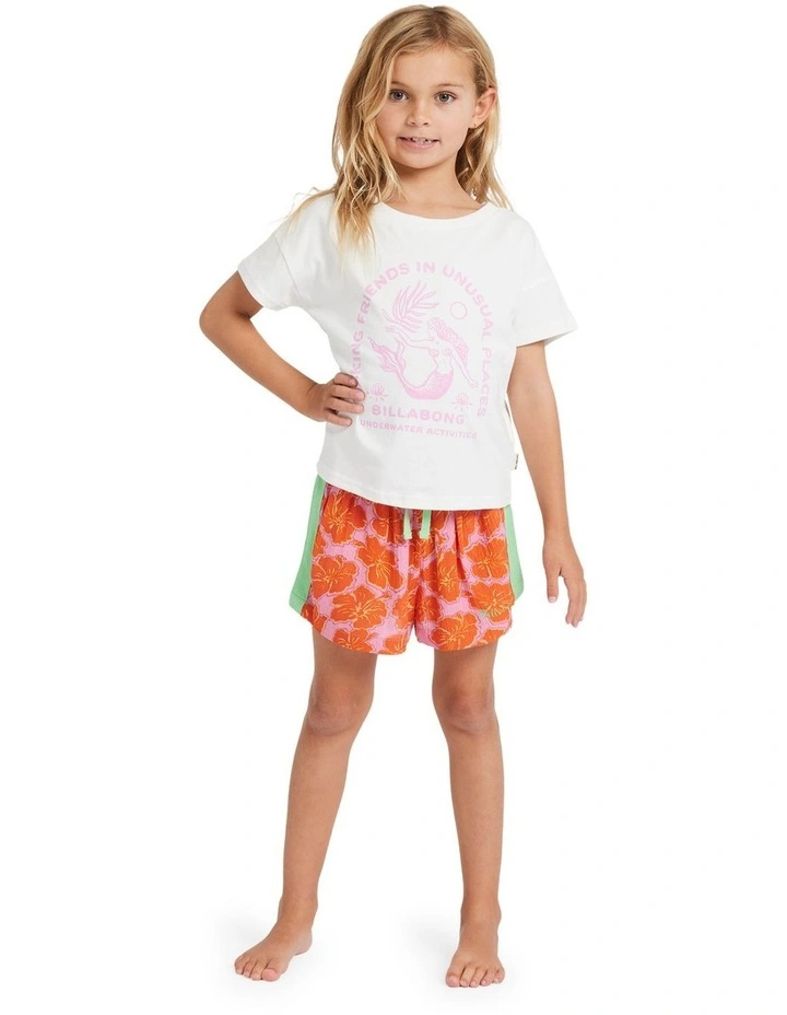 Friends In Place T-Shirt White image 1