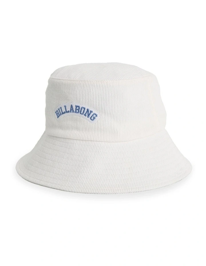Gigglemug Bucket Hat in Salt Crystal image 3