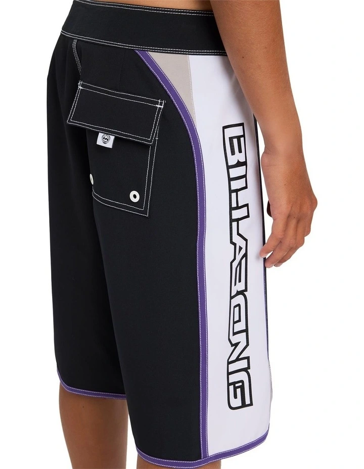 Boys 8-16 Boys Spec Dbah 19 Boardshorts In Black image 4