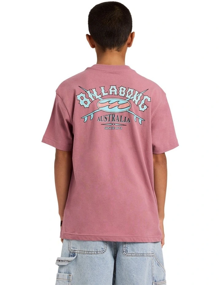 Boys 8-16 Boys Heritage Arch T-Shirt in Red Dahlia image 2