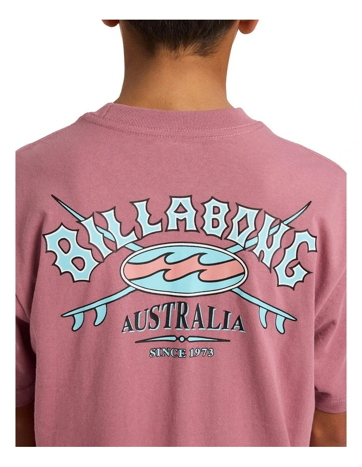 Boys 8-16 Boys Heritage Arch T-Shirt in Red Dahlia image 4