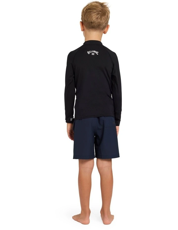 Boys 2-7 Groms All Day Arch Long Sleeve Rash Vest in Black image 2