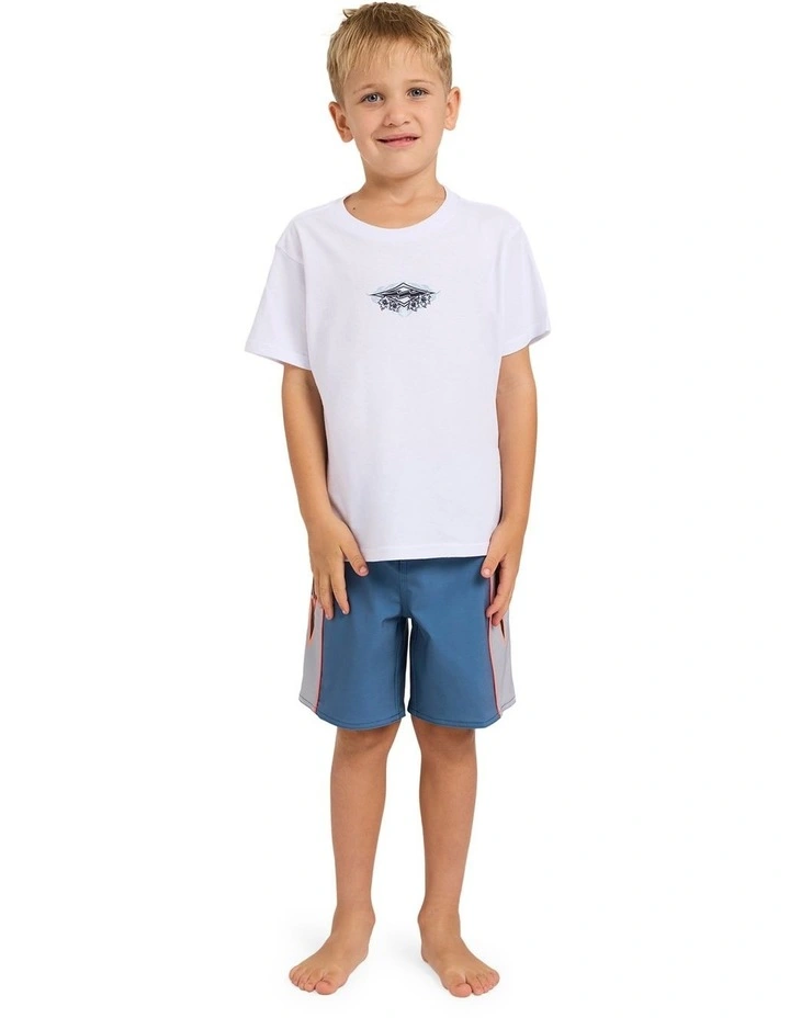 Boys 2-7 Groms Arch Biscus T-Shirt in White image 1