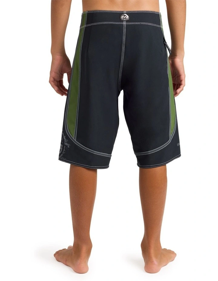 Boys 8-16 Spec 73 Systems Pro 19 Inch Boardshorts In Black image 2