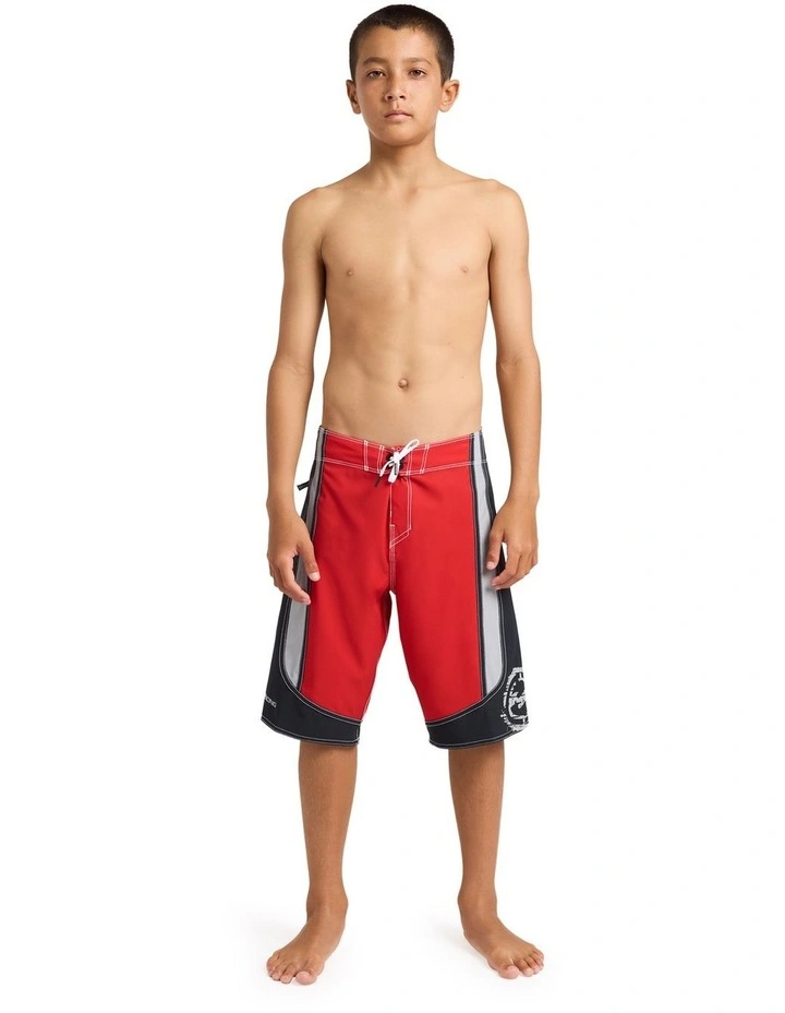 Boys 8-16 Spec 73 Systems Pro 19 Inch Boardshorts In Core Red image 5