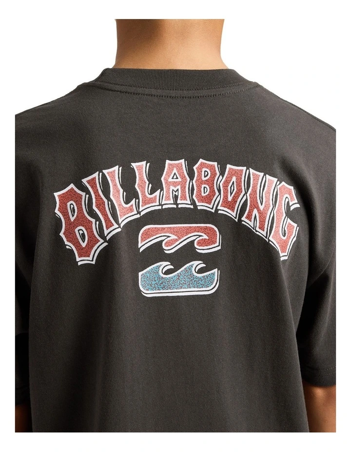 Boys 8-16 Heritage Arch T-Shirt In Raven image 4