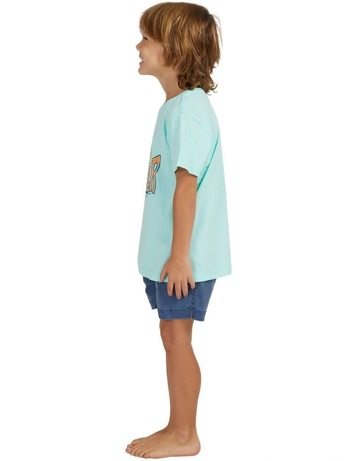 Peaceful Break T-Shirt in Green image 3