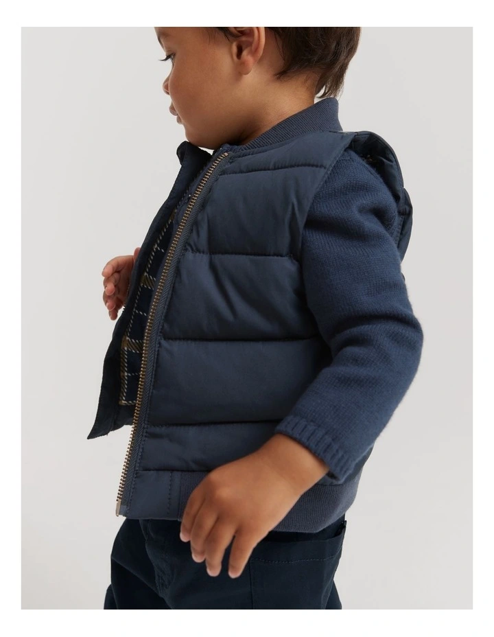 Nylon Vest in Navy image 2