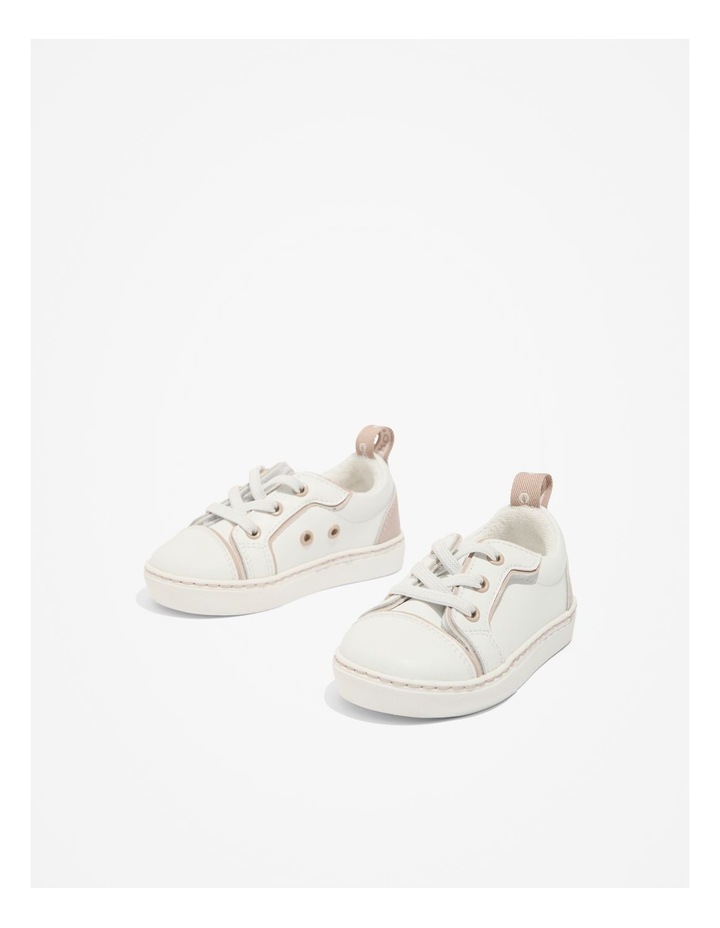 Contrast Sneaker in Mushroom Natural