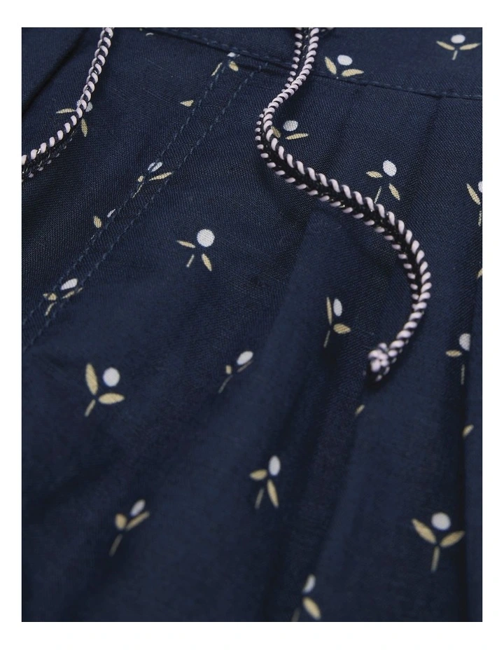 Berry Linen Short in Navy image 2