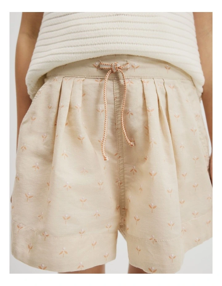 Berry Linen Short in Shell image 2