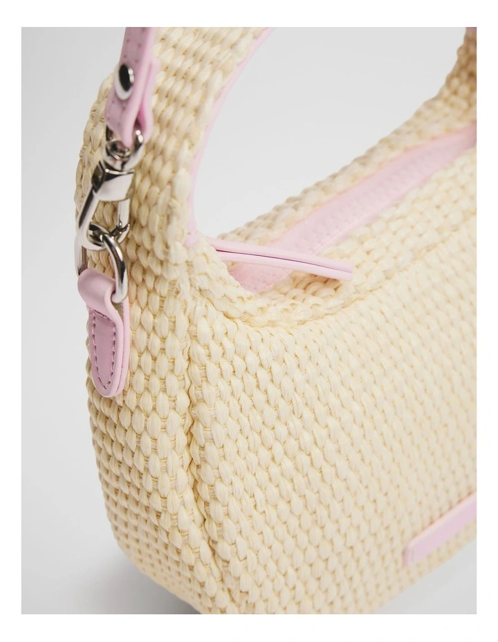 Straw Crossbody Bag in Natural image 3