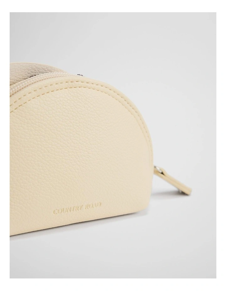 Bumblebee Purse in Butter image 3