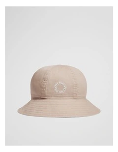 Newborn Round Logo Hat in Oat