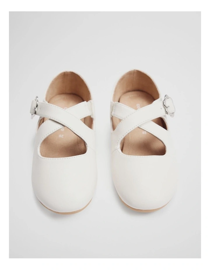 Penelope Ballet in Vanilla image 2