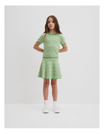 Jade Green colour