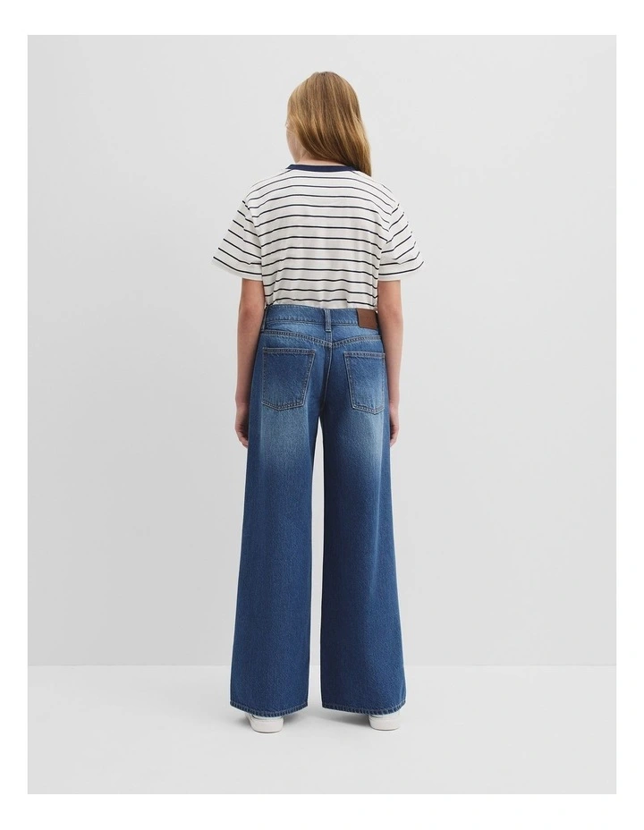 Mid Rise Wide Leg Jean in Mid Blue Wash image 5