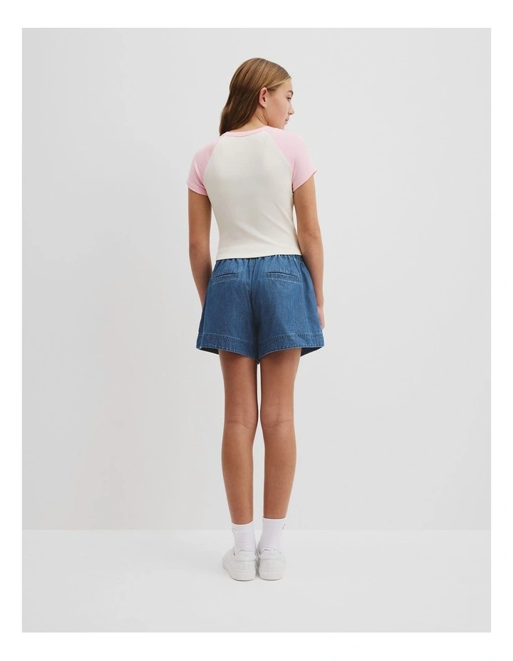 Teen Raglan Sleeve Logo T-shirt in Soft Pink image 4