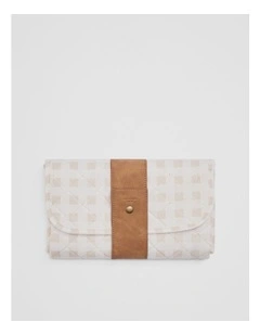 Woven Change Mat in Shell