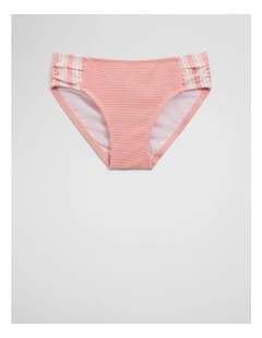 Gather Detail Brief in Strawberry