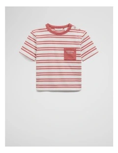 Faded Red Stripe Organically Grown Cotton Country Road Pocket T-shirt in Faded Red Stripe