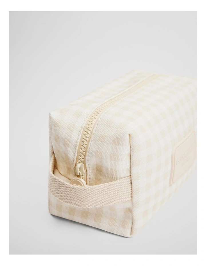 Gingham Wash Bag in Oat image 2